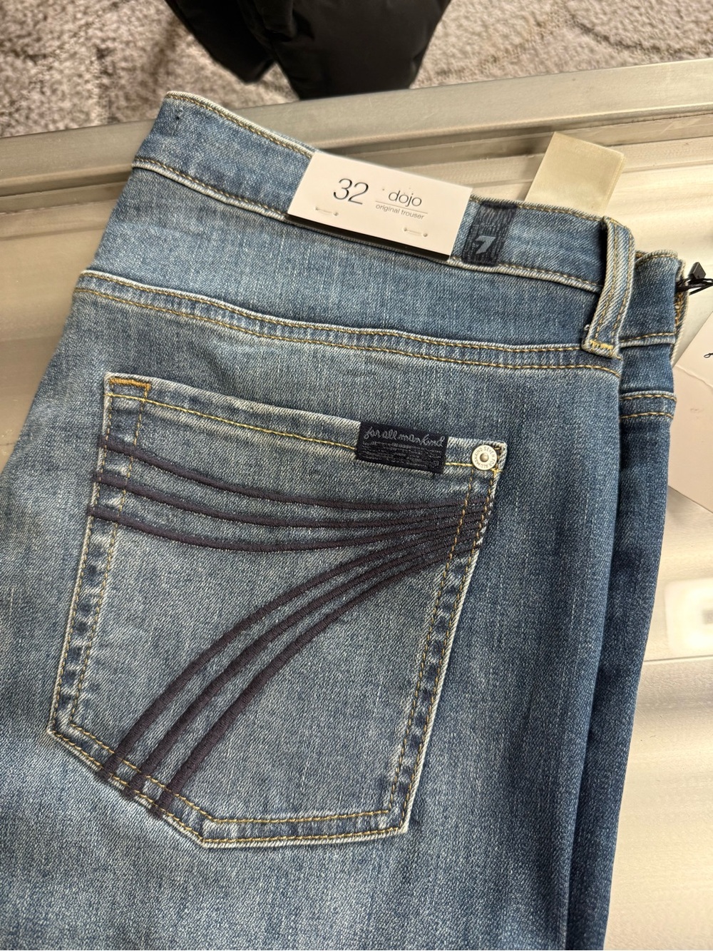 7 For All Mankind dojo Jeans in Light Blue with Dark Blue Embroidery